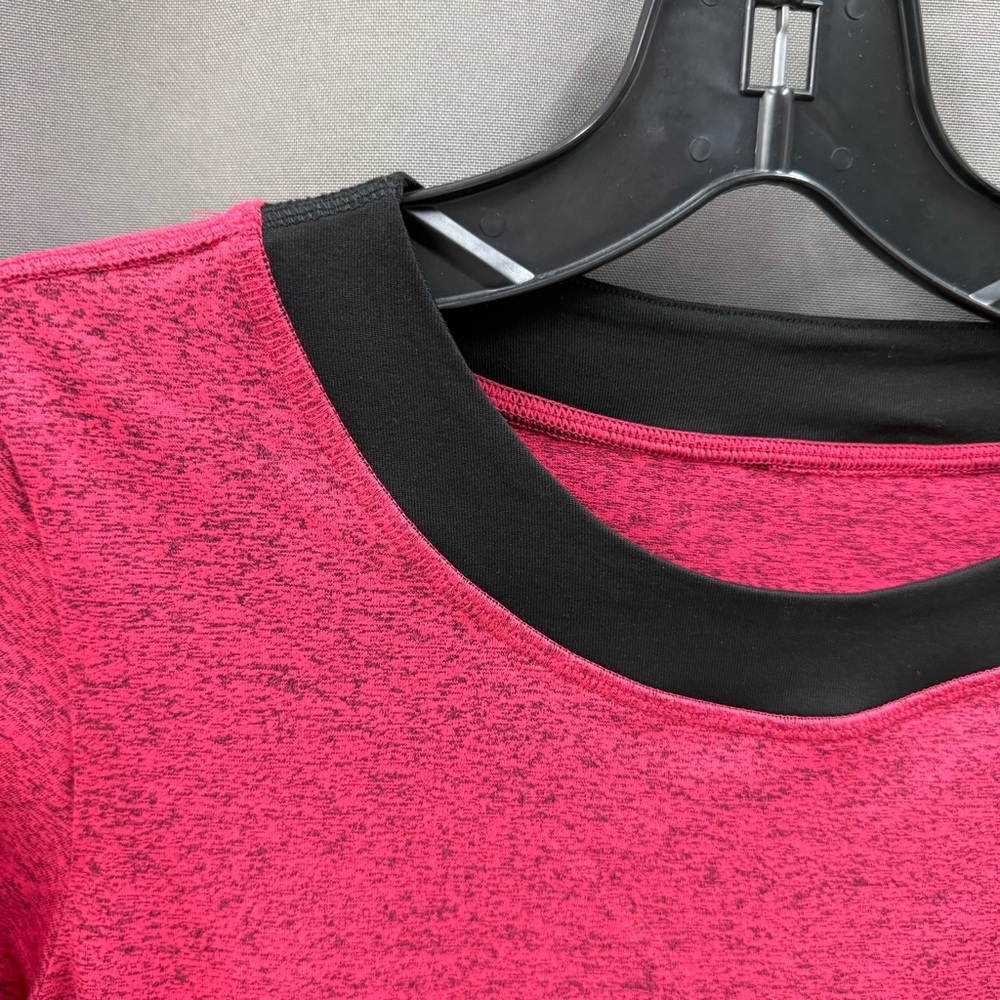 SofiBella Women's Size X-S Long Sleeve Wctive Wear Top in Pink and Black - Picture 2 of 6